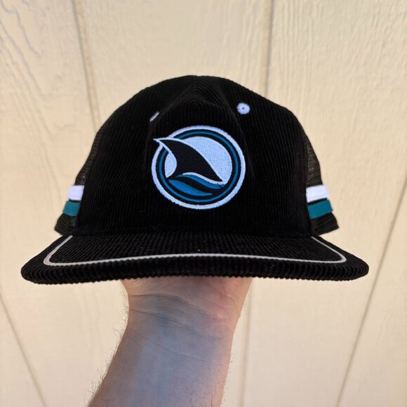 San Jose Sharks Sportiqe Evolve Corduroy Mesh Snapback Hat Black One Size Hockey - Picture 2 of 7